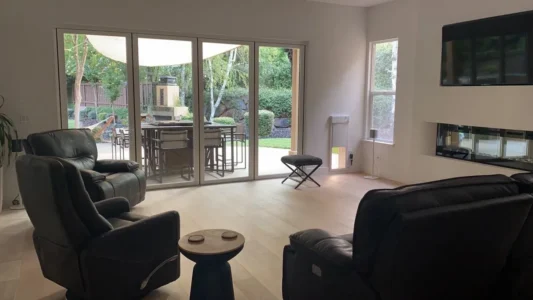 bi fold