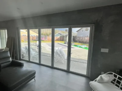bi fold