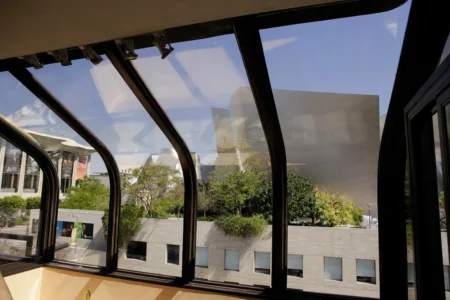 curved window