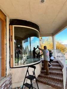 curved window